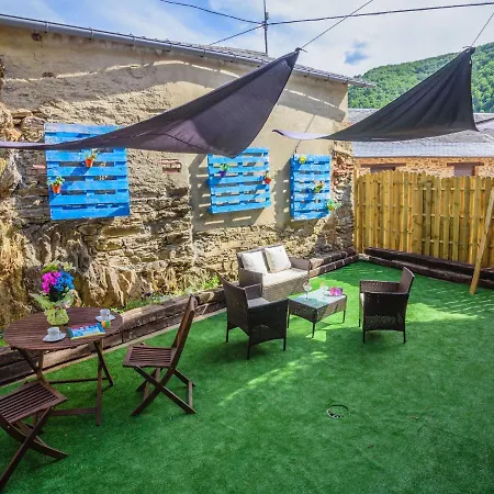 Apartment Belvilla By Oyo Cosy In Riello La Omanuela