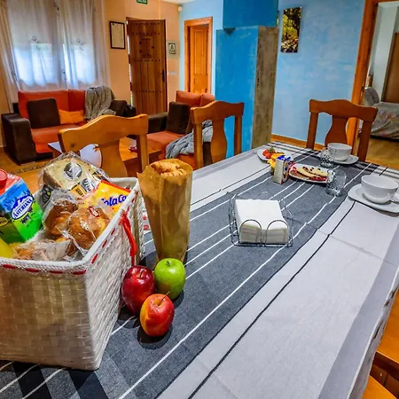 Apartman Riverside Rustic Retreat *