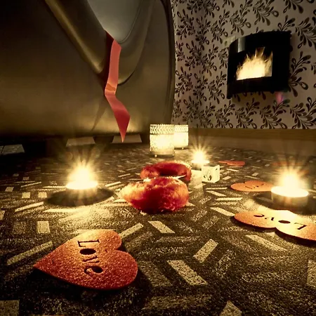 Riverside Rustic Retreat La Omañuela