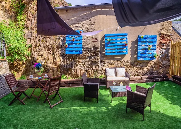 Apartamento Riverside Rustic Retreat *