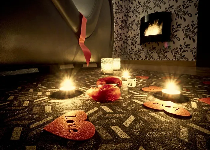 Riverside Rustic Retreat La Omañuela