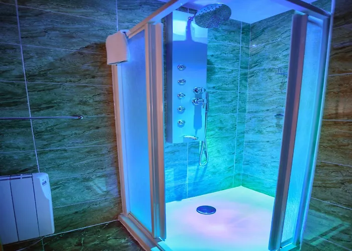 Apartamento Riverside Rustic Retreat *